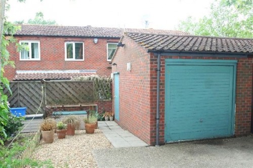 Springfield, Milton Keynes - Photo 1