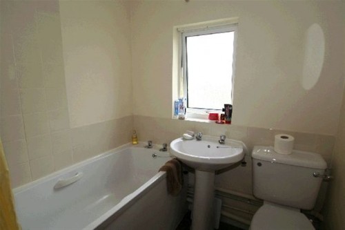 Gleeman Close, Greenleys, Milton Keynes - Photo 9 Gleeman Close, Greenleys, Milton Keynes - Photo 9