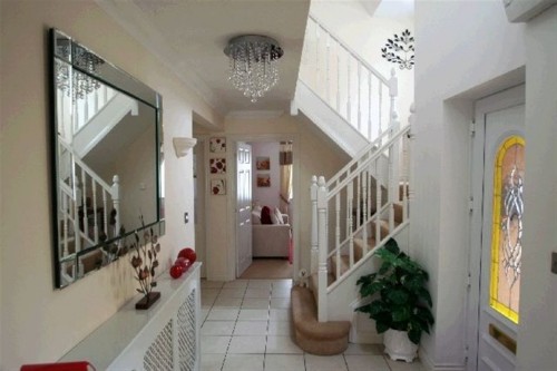 Westcroft, Milton Keynes - Photo 2