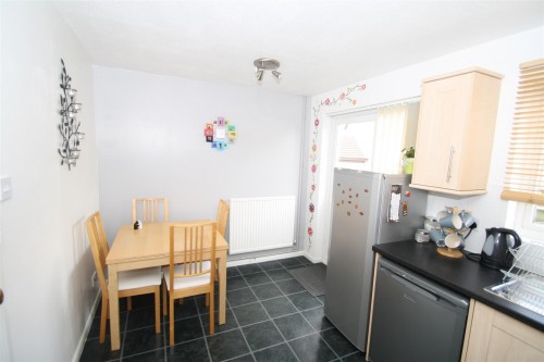7 Bingham Close dining area.JPG