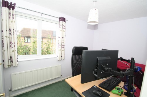 7 Bingham Close bed 2.JPG 7 Bingham Close bed 2.JPG