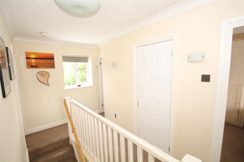 Lambourn Court, Emerson Valley, Milton Keynes - Photo 12