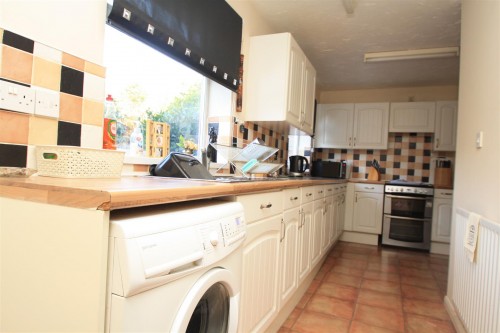 Whiteley Crescent, Bletchley, Milton Keynes - Photo 14 Whiteley Crescent, Bletchley, Milton Keynes - Photo 14