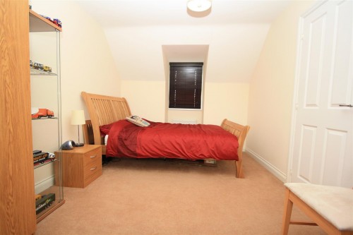 bed 4a.JPG
