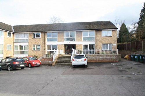 Blacketts Wood Drive, Chorleywood, Rickmansworth - Photo 1