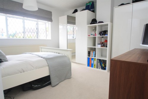 bed 2.JPG