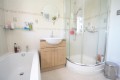 bathoom b.JPG