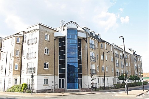 Magnon Court, Lake Street, Leighton Buzzard - Photo 10