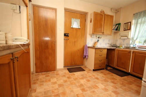 Oakwood Drive, Bletchley, Milton Keynes - Photo 5