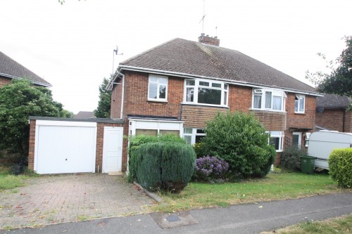 Sycamore Avenue, Bletchley, Milton Keynes - Photo 1