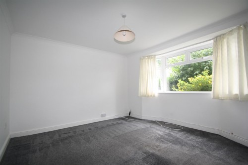 Sycamore Avenue, Bletchley, Milton Keynes - Photo 2