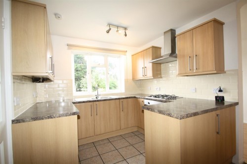 Sycamore Avenue, Bletchley, Milton Keynes - Photo 3