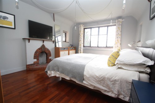 75 Shepherds bed 1.JPG 75 Shepherds bed 1.JPG