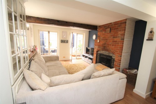 Chipperfield Road, Bovingdon, Hemel Hempstead - Photo 2