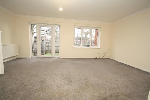 Sunset Close, Bletchley, Milton Keynes - Photo 2