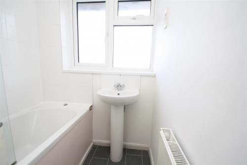 Sunset Close, Bletchley, Milton Keynes - Photo 13
