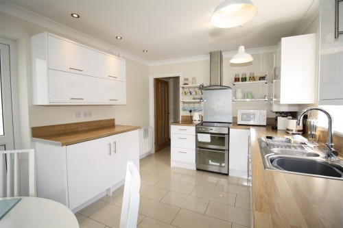 Shenley Road, Bletchley, Milton Keynes - Photo 9