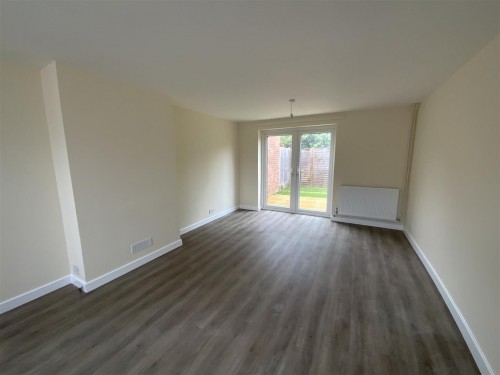 Lounge/ Dining Room