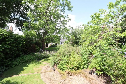 High Street, Whaddon, Milton Keynes - Photo 21