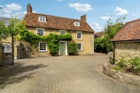 Click the photo for more details of Home Farm, Olney, Weston Road