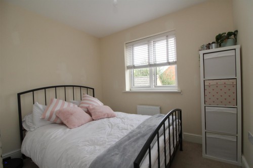 Bedroom 2.JPG