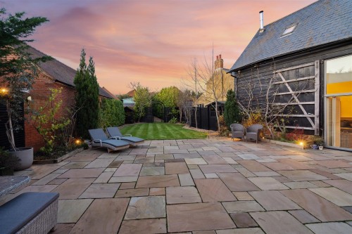 Little Stocking, Shenley Brook End, Milton Keynes - Photo 30