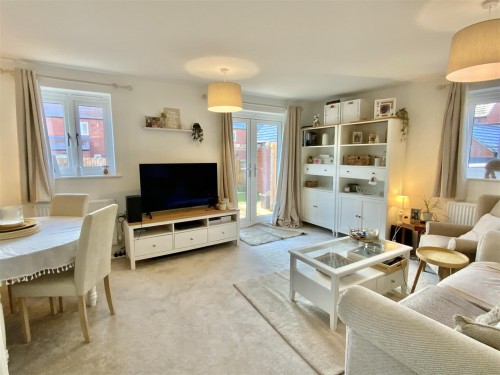 Hereford Close, Towcester - Photo 2