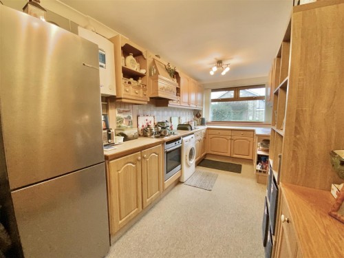 Malvern Drive, Fullers Slade, Milton Keynes - Photo 3