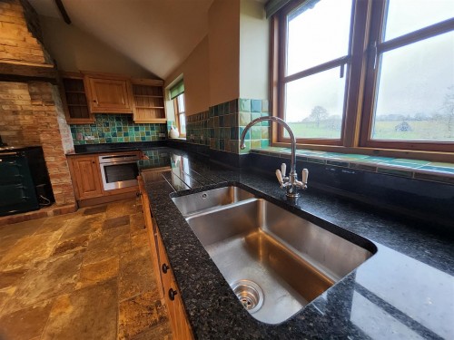 Kitchen sink.jpg