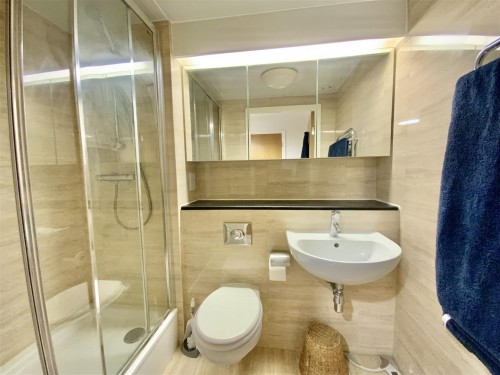 Lonsdale, Wolverton, Milton Keynes - Photo 8