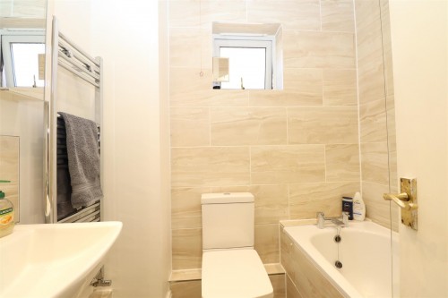 Eelbrook Avenue, Bradwell Common, Milton Keynes - Photo 9 Eelbrook Avenue, Bradwell Common, Milton Keynes - Photo 9