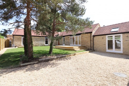 Vicarage Road, Bradwell Village, Milton Keynes - Photo 21