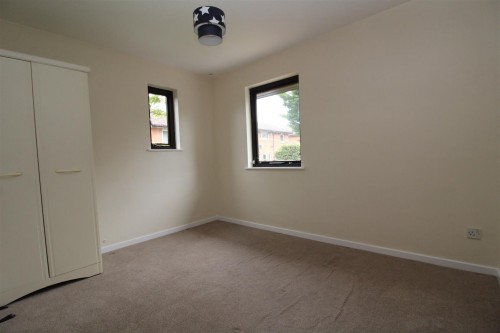 Bedroom 2.JPG