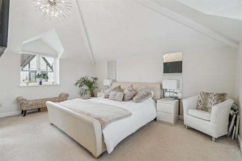 Froxfield Court, Emerson Valley, Milton Keynes - Photo 14