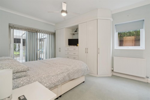 Bedroom 6 (Ground Floor)