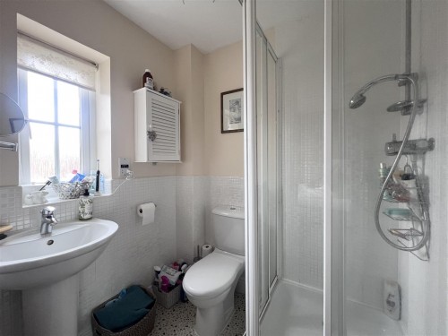 Harlow Crescent, Oxley Park, Milton Keynes - Photo 11