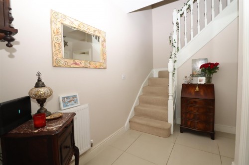 Harlow Crescent, Oxley Park, Milton Keynes - Photo 5