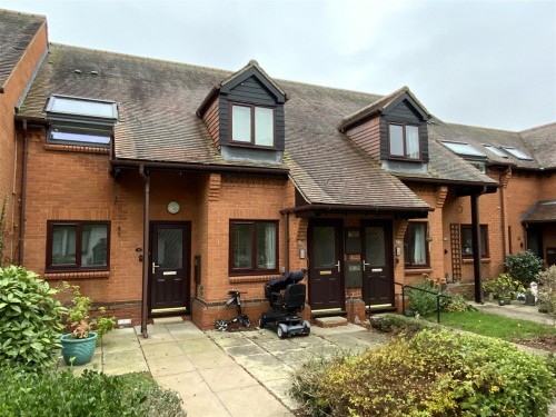 Fegans Court, Stony Stratford, Milton Keynes - Photo 1