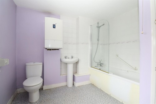 Vicarage Road, Bradwell, Milton Keynes - Photo 12