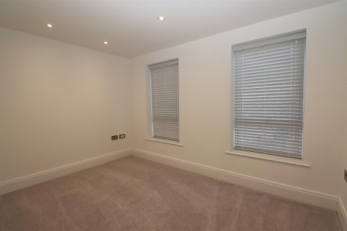 Stratford Road, Wolverton, Milton Keynes - Photo 16