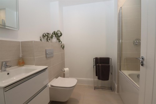 Stratford Road, Wolverton, Milton Keynes - Photo 17 Stratford Road, Wolverton, Milton Keynes - Photo 17