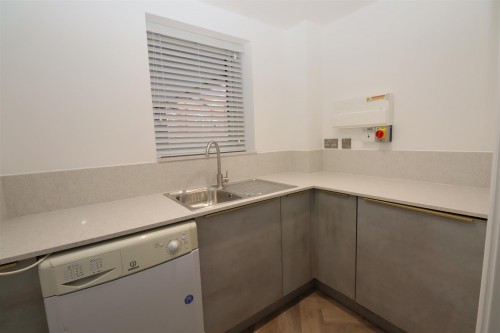 Stratford Road, Wolverton, Milton Keynes - Photo 7 Stratford Road, Wolverton, Milton Keynes - Photo 7