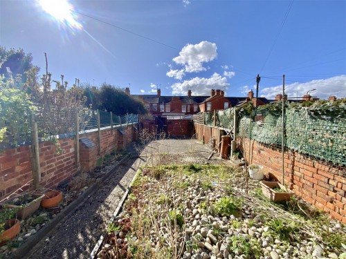Windsor Street, Wolverton - Photo 9