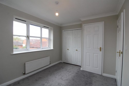 Bedroom 1.JPG