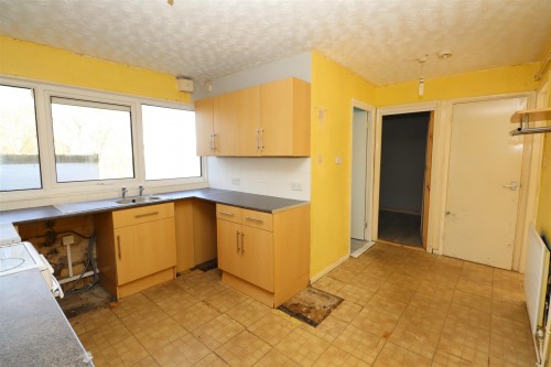 Kingsfold, Bradville, Milton Keynes - Photo 8