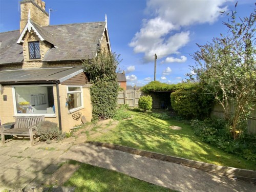 High Street, Potterspury, Towcester - Photo 17