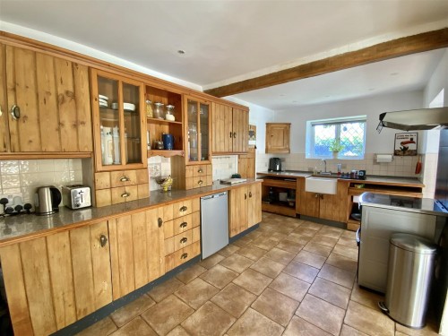 High Street, Potterspury, Towcester - Photo 3
