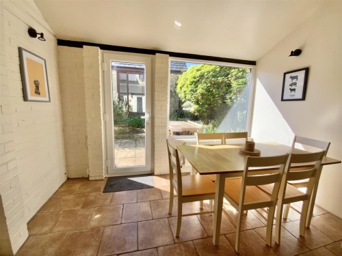 High Street, Potterspury, Towcester - Photo 5