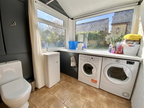 High Street, Potterspury, Towcester - Photo 9