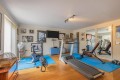 8643048-interior16.jpg